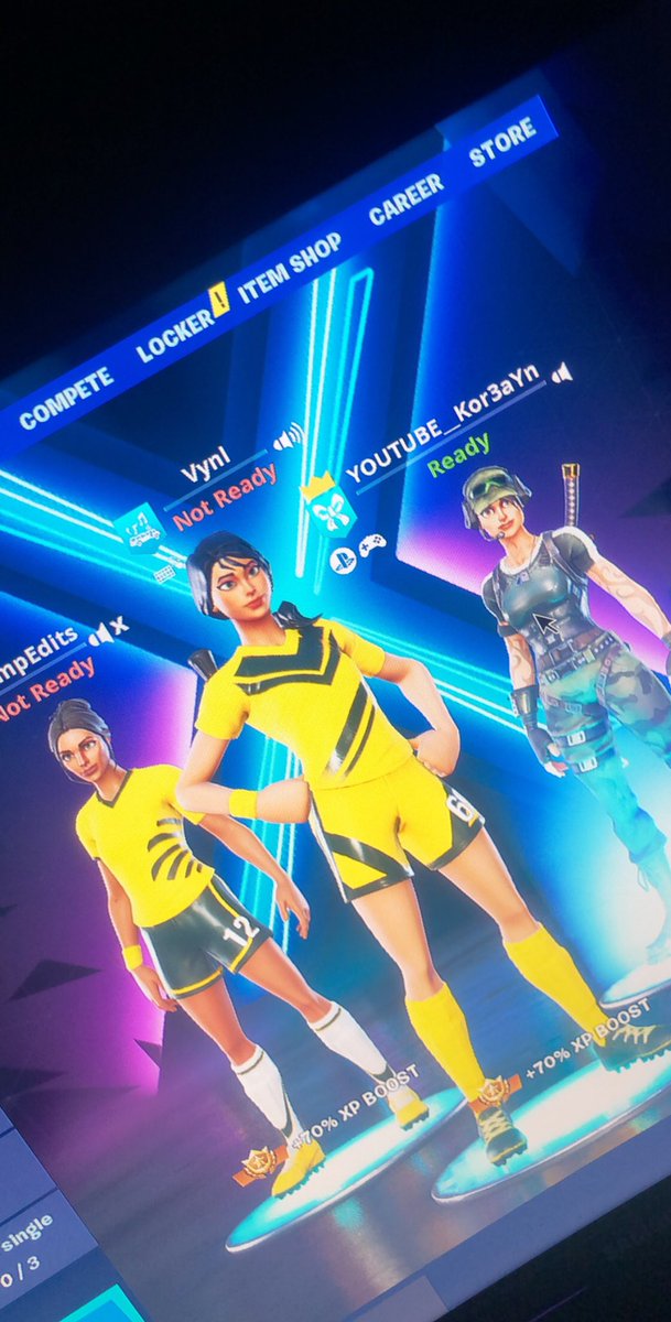 StairEdits's tweet photo. i was the first person to play fn in 2019 w @Kor3aYn , be jealous https://t.co/jPItgC2RTT