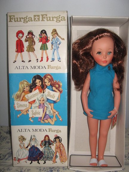 destinograzia's tweet photo. #GiochiCheAmavamo
#VentagliDiParole
@Paola_Glmnn
Una delle gioie indelebili della mia vita, quando mi comprarono Sheila!
Fine anni'60 #Furga lanciò una serie di bambole il cui nome iniziava con la lettera S : Simona, Susanna Sylvie e Sheila https://t.co/YDJf9UCly4