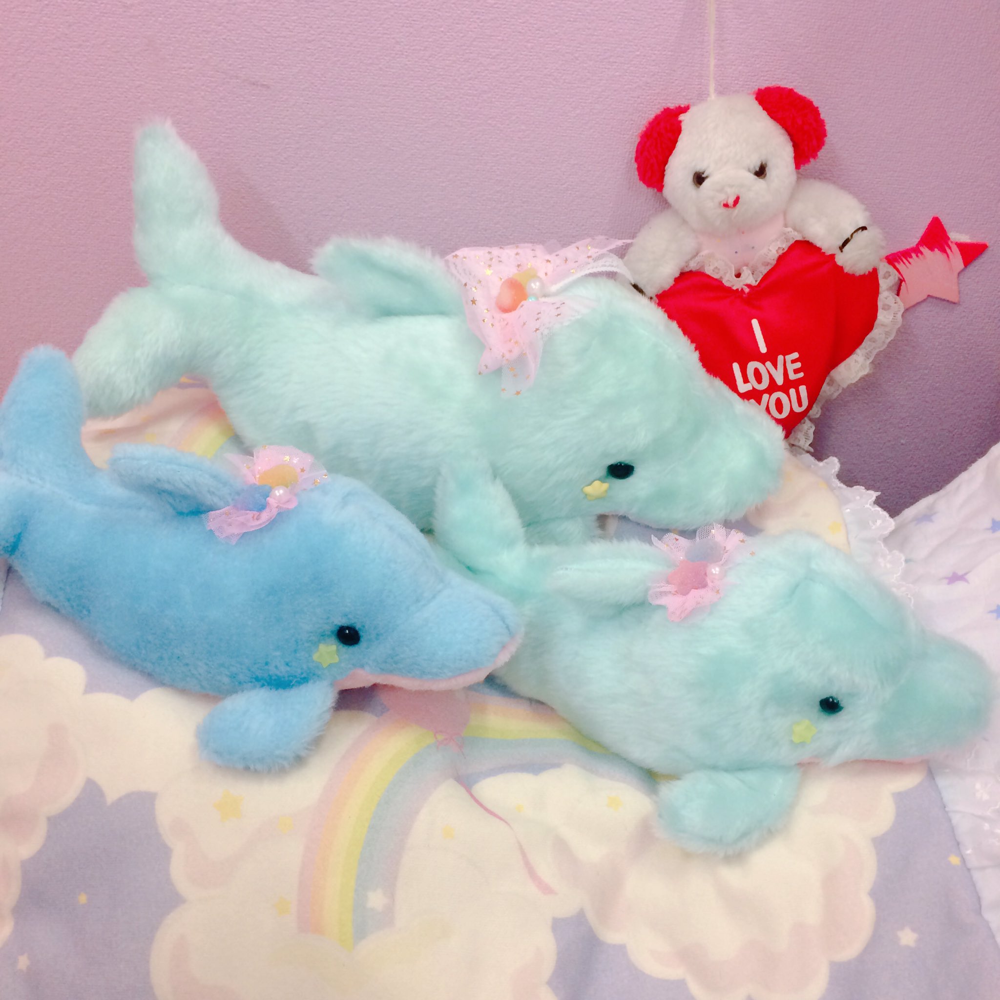 Spank イルカちゃんぬいぐるみ 大きい子が一体 小さい子が二体 親子かな それとも親分かな Tavuchi Spank T Co Qcwnw9uxx3 Twitter