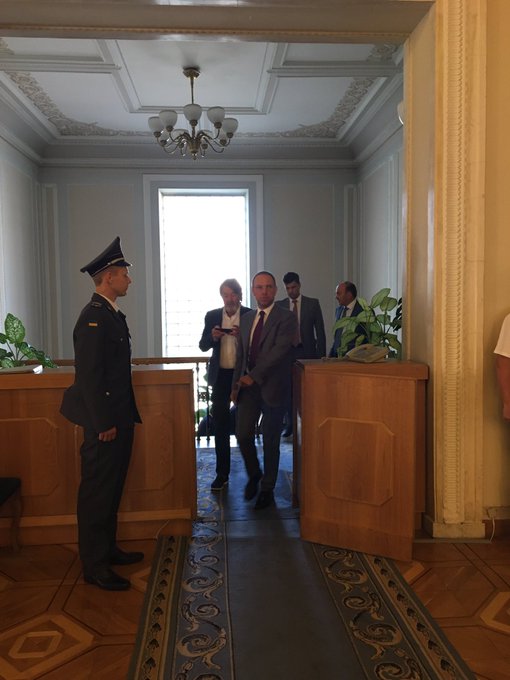 Переглянути зображення у Твіттері