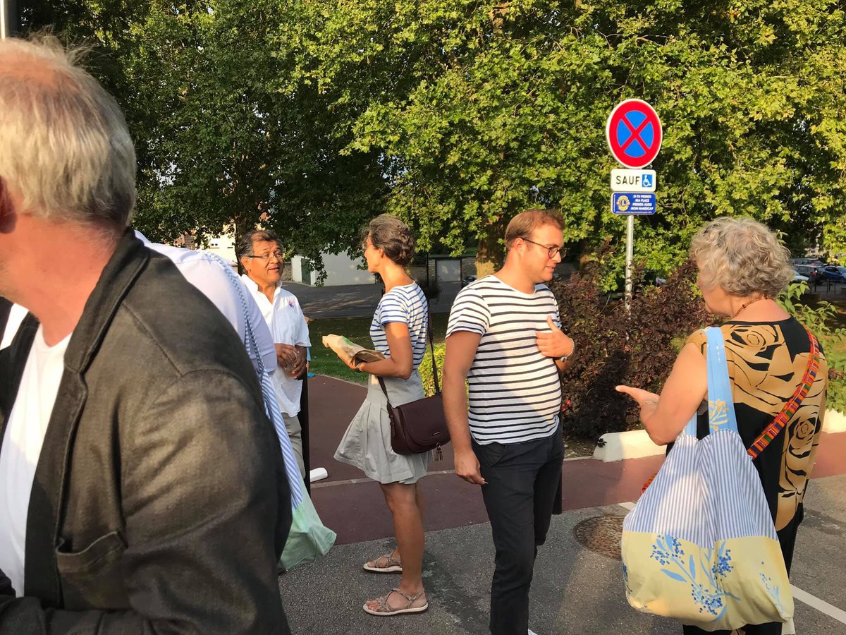 Hier soir, c’était la première distribution de notre AMAP à <a href="/VilledeVerneuil/">Ville de Verneuil 78</a> ! Plus d’infos à amap@lesecolibrisrivegauche.org 😉🥬🥒🥦🥕