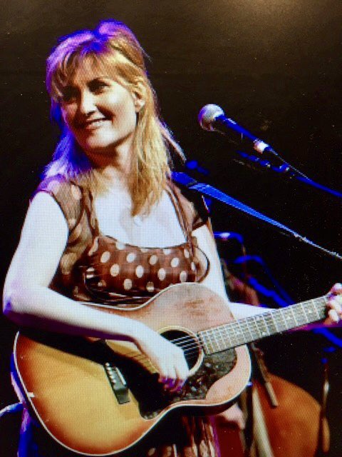 The splendid and lovely Eddi Reader is 60 today..... happy birthday to a wonderful artist.  