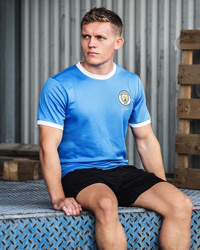 Sky blue classic 💙 PUMA and Man City celebrates the club's 125 year anniversary - is this their best looking shirt yet? ⬇️ ift.tt/2Lj5TpN
