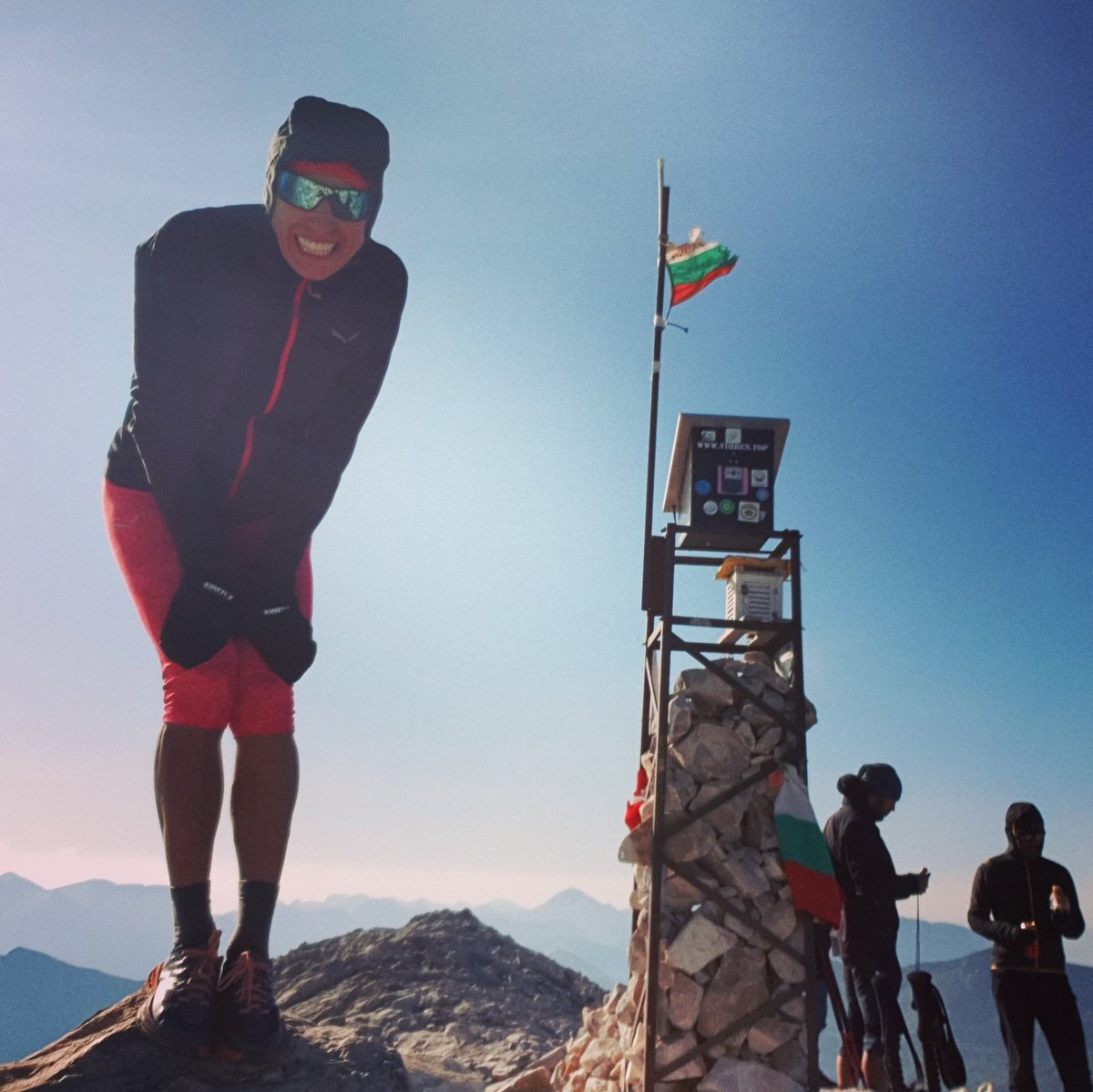 JuiceKowalczyk's tweet photo. Zapracowalam na śniadanko😋 #vihren #salewa https://t.co/xepWb2yZOi