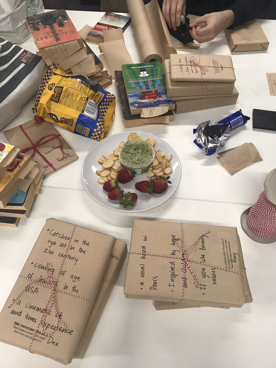 QUTEship's tweet photo. We’re having fun with #TheUnknownProject at @qutfoundry tonight, with their book 📚wrapping & clue ✍️writing gathering. It’s great to have a chat & wrap for this social enterprise #socent which sells these pre-loved books to help some of the world’s most vulnerable young people🙌 https://t.co/22v4pYpOek