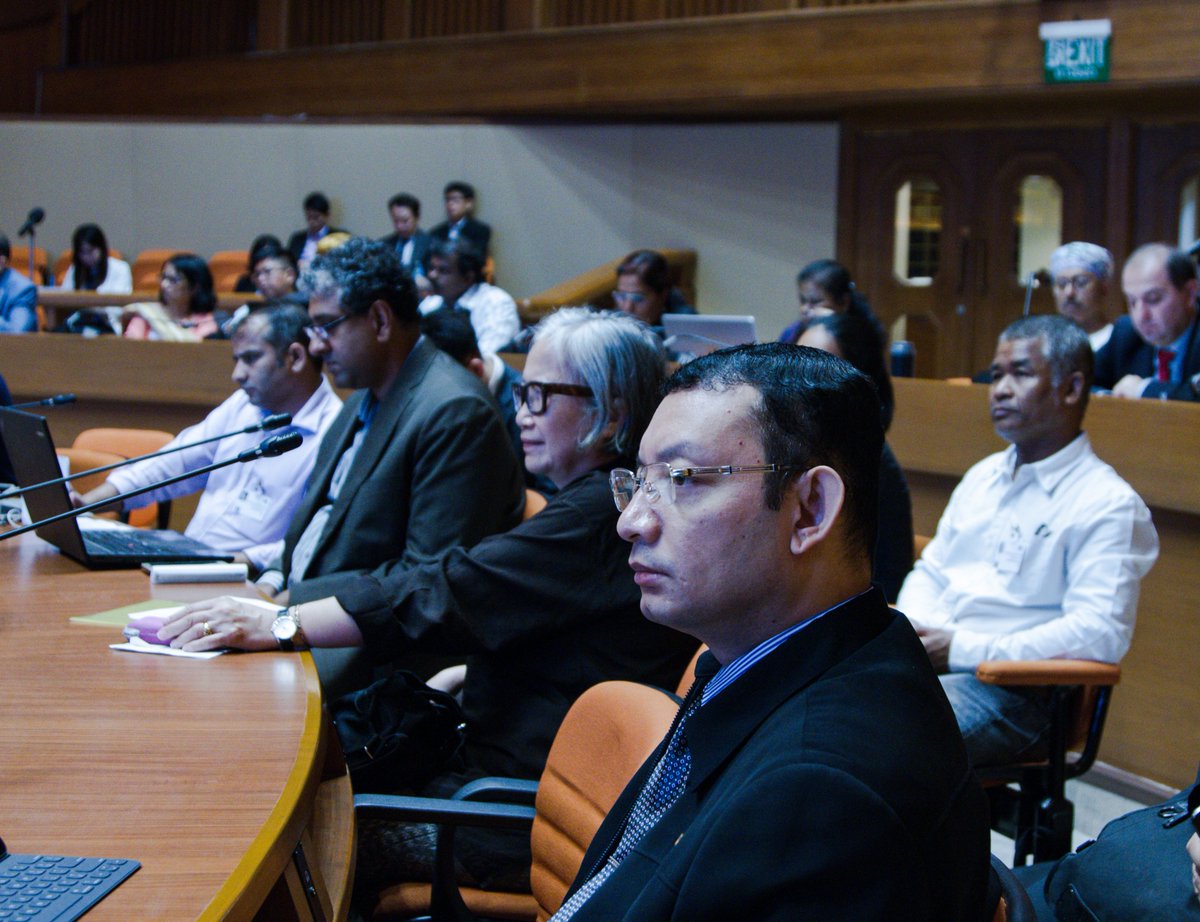 UNESCAP's tweet photo. How can community networks help bridge the #DigitalDivide in #AsiaPacific? #DRWeek2019 delegates discuss how the #Internet technology, policy & regulatory support can further advance #SDG progress & broadband access for all. https://t.co/lgvy3flDTn