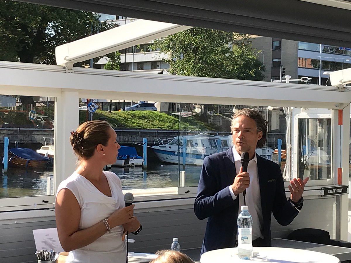 HandelsbankenFi's tweet photo. ”We have to understand changes in technology, customer behavior, new players in the field and regulation”, says our CDO @stephan_erne @theshiftfi #Handelsbanken https://t.co/UChn2D1Ys3