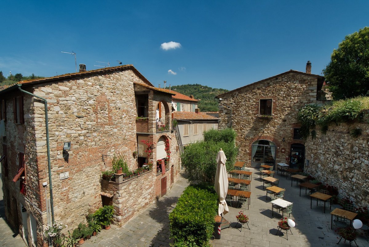 Mike Shubic (@mikesroadtrip) on Twitter photo Yesterday I posted the first part of my Tuscany Road Trip Guide. Today, I share part two, which includes a fascinating area of the province that is rich in Etruscan history. mikesroadtrip.com/tuscany-road-t…
#travel to <a href="/VisitTuscany/">Visit Tuscany</a> Yesterday I posted the first part of my Tuscany Road Trip Guide. Today, I share part two, which includes a fascinating area of the province that is rich in Etruscan history. mikesroadtrip.com/tuscany-road-t…
#travel to <a href="/VisitTuscany/">Visit Tuscany</a>