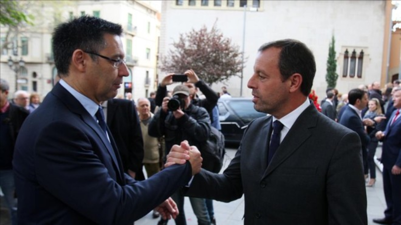 Boncopdefail's tweet photo. 14 de desembre de 2016: El Barça és CONDEMNAT per frau fiscal i a pagar 5,5M€ en dues multes pel cas Neymar 1 (queda per resoldre el cas Neymar 2 per la denúncia del fons inversor DIS). La sentència és un acord de Rosell i Bartomeu amb la Fiscalia per a esmunyir-se del càstig. https://t.co/wfFGDSFflA