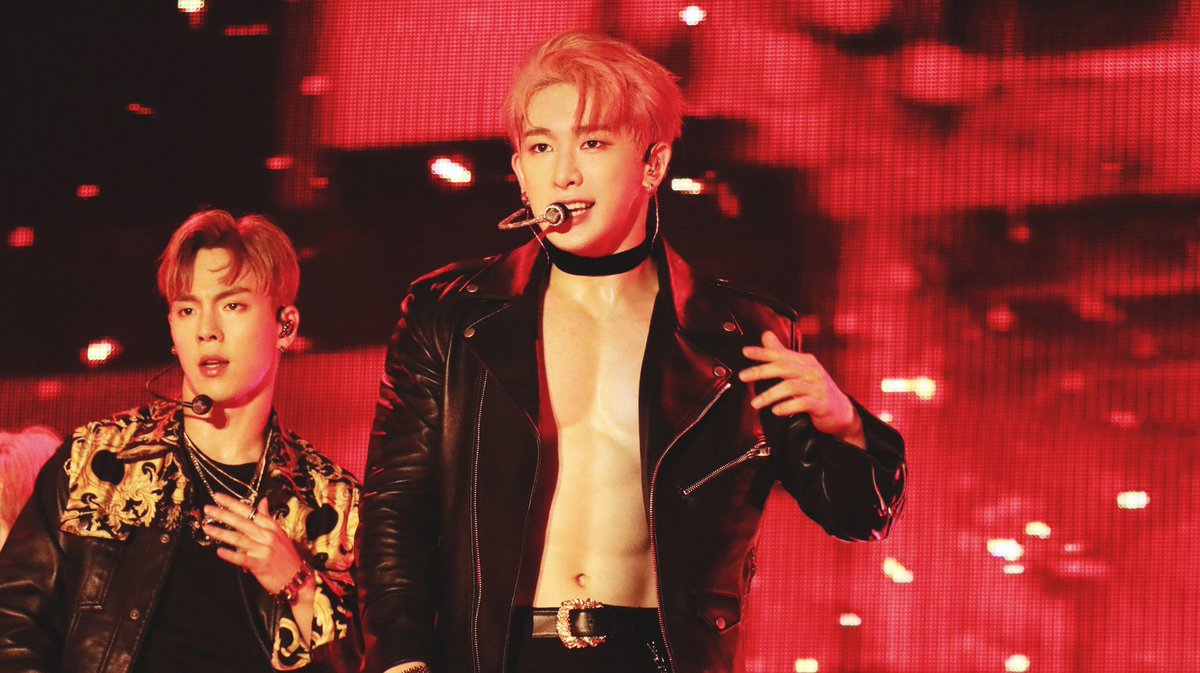 Official_MX_jp's tweet photo. [#MONSTA_X]   
2019 MONSTA X WORLD TOUR 
#WE_ARE_HERE  in CHIBA
その３  moment
#ショヌ #SHOWNU 
#ウォノ #WONHO
#MONSTAX #モンスタエックス  
#WEAREHERETOUR
@OfficialMonstaX https://t.co/Q6o8Dm5DXE