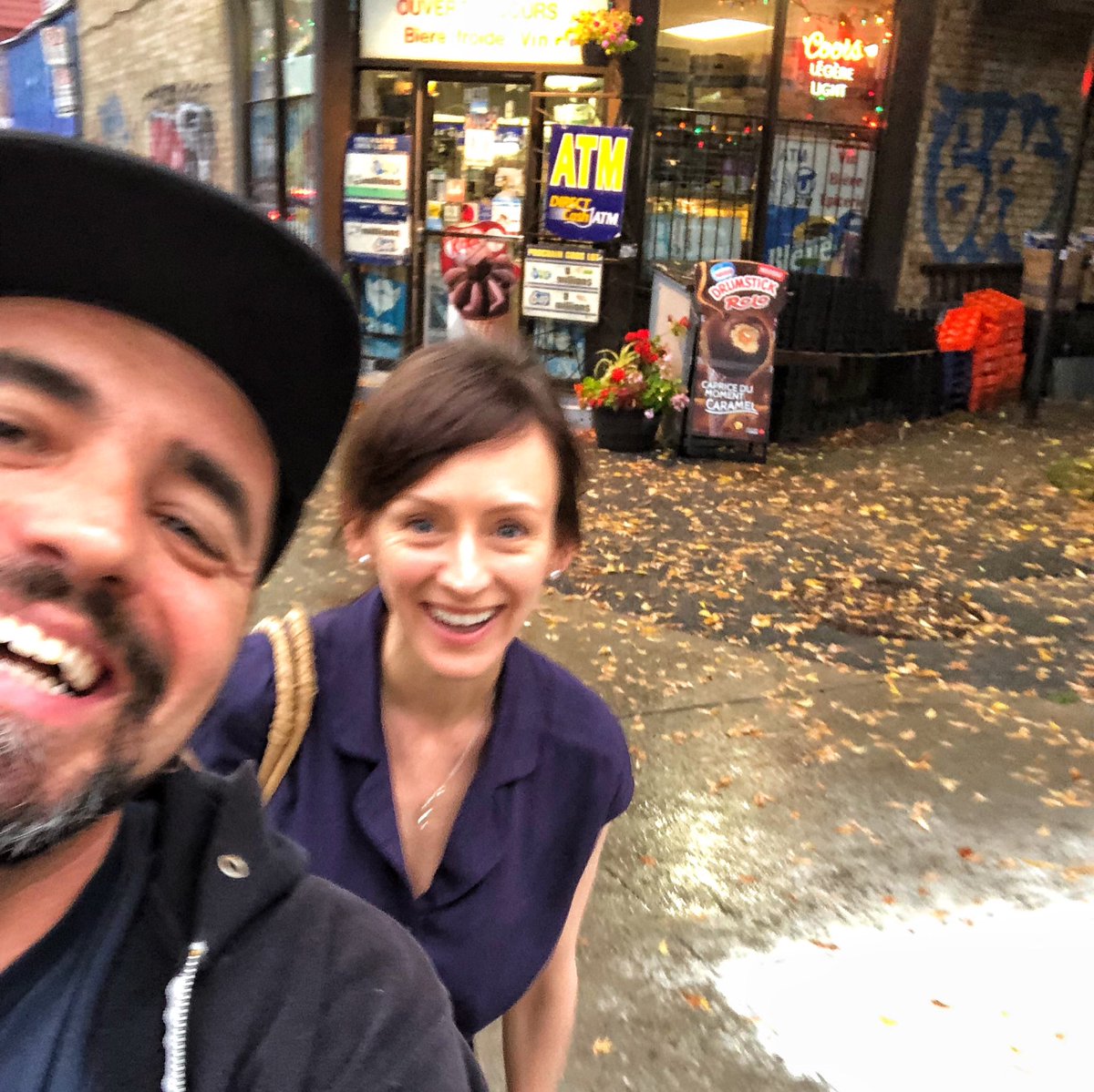Me and Slean hanging out in #mtl...  doing some writing and a shit-ton of yacking...  
(⁦<a href="/sarahslean/">Sarah Slean</a>⁩)