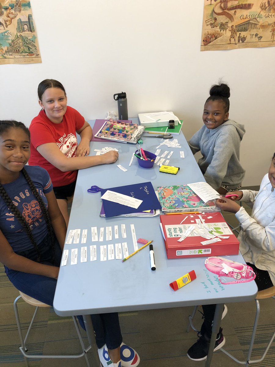 odonnellk2018's tweet image. Thinking Like Historians today...first Dump &amp;amp; Clump of the year...categorizing their vocabulary 😊 #creatingourcavalry @AFMSChargers