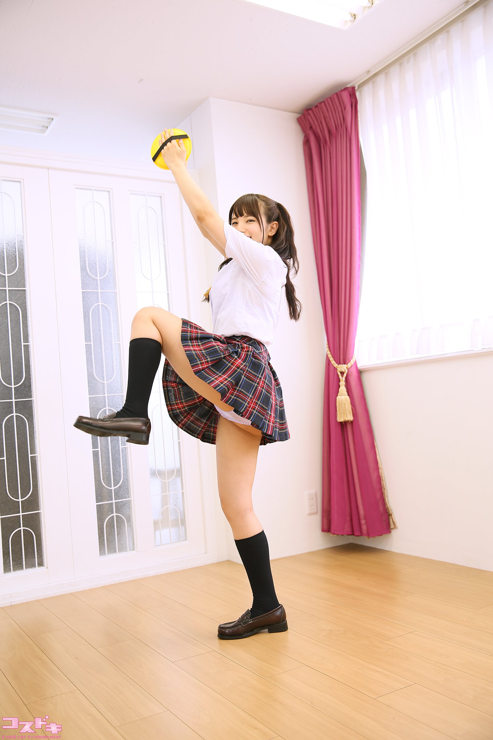 コスドキ　ミニスカ 