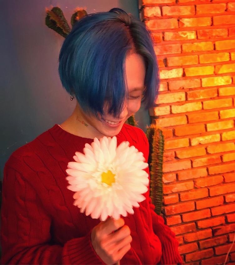 pequenatiny's tweet photo. ↳ E’Dawn - ex Pentagon ↰ https://t.co/NQxc4b0Wgw