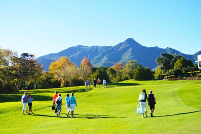 WithHeartZA's tweet photo. George Golf Club
Click on the link below for more info 😃⤵️
4 ball, with Golf Carts included 
Starting bid: R1,000.00 for this auction - Est Value R2180 - with, With Heart 

Auction ends: August 29, 2019 19:00 
#GeorgeGolfClub #PinkTreesforPauline 
https://t.co/MR9050pkNd https://t.co/IYEzKymFZ6