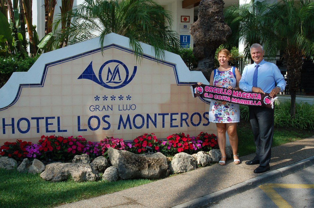 EL HOTEL LOS MONTEROS SE CONVIERTE EN PATROCINADOR DEL EQUIPO JUNIOR MASCULINO DEL CBCM cbcostamarbella.com/2019/08/el-hot…