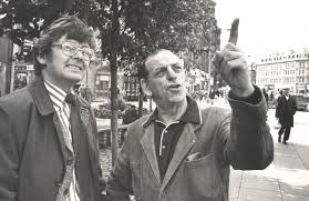 TalkingPicsTV's tweet photo. 16:15 TOP OF THE BILL (1971) a formerly 'lost' documentary feature about the great days of variety with #BenWarris #KenGoodwin #PeterCavanagh #DavyKaye #SallyBarnes and many more. https://t.co/POuljkYvLd