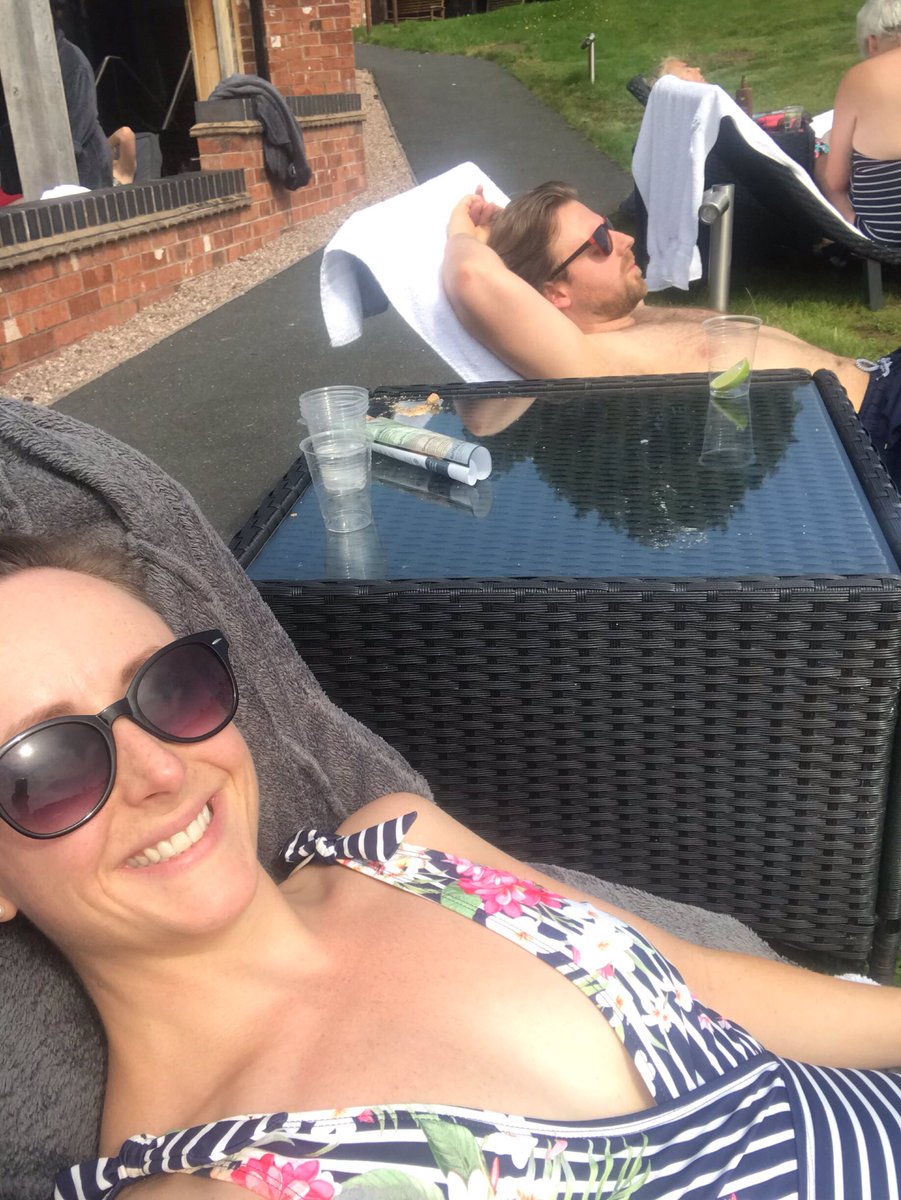 Thank you for having us, <a href="/ModdershallOaks/">Moddershall Oaks</a> 😍 #HappyAnniversary <a href="/MarkStewart87/">Mark Stewart</a> 😘