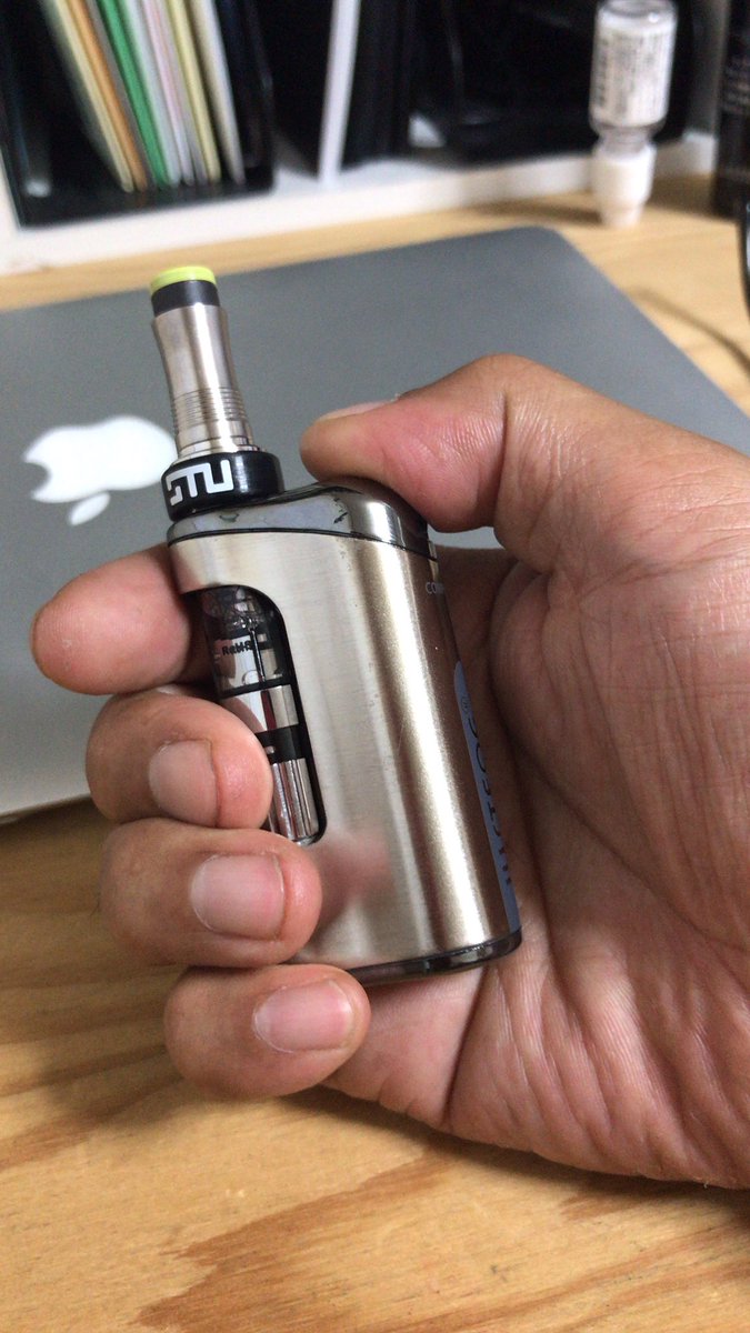 blackwood_9's tweet photo. VAPE始めました\★/
#justfogcompact14
#プルームテック
#りきっどや
#超メンソール https://t.co/ASRHZOTECE