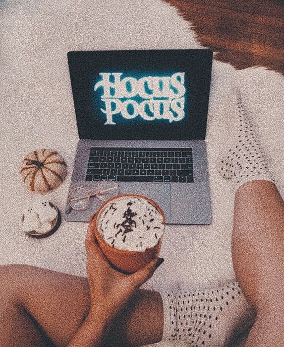 I AM READY FOR THE BEST TIME OF THE YEAR ❄️🎃🧡 #ThursdayThoughts