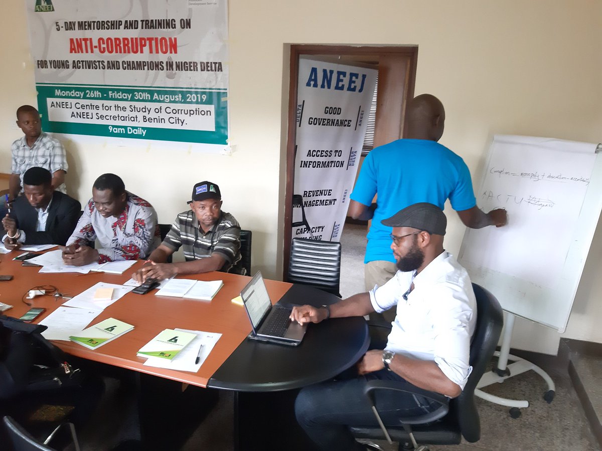 aneejnigeria's tweet photo. #OpenND #CorrupionMustNotPay Its the penultimate day of the Training and Mentorship on Anti-corruption for Young Activists and Champions @ ANEEJ Centre for the Study of Corruption. Recap of day 3 activities by ANEEJ Senior Program Officer, Mr. Innocent Edemhanria is ongoing. https://t.co/40aiVKE4ib