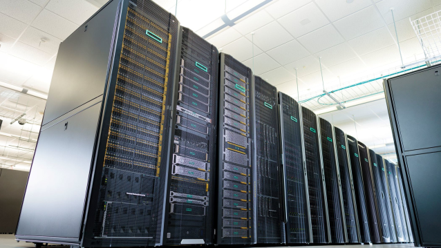 Расположение серверов wot. Hewlett packard enterprise. Hpe brand. Перейти на евро сервер. Серверная машина.