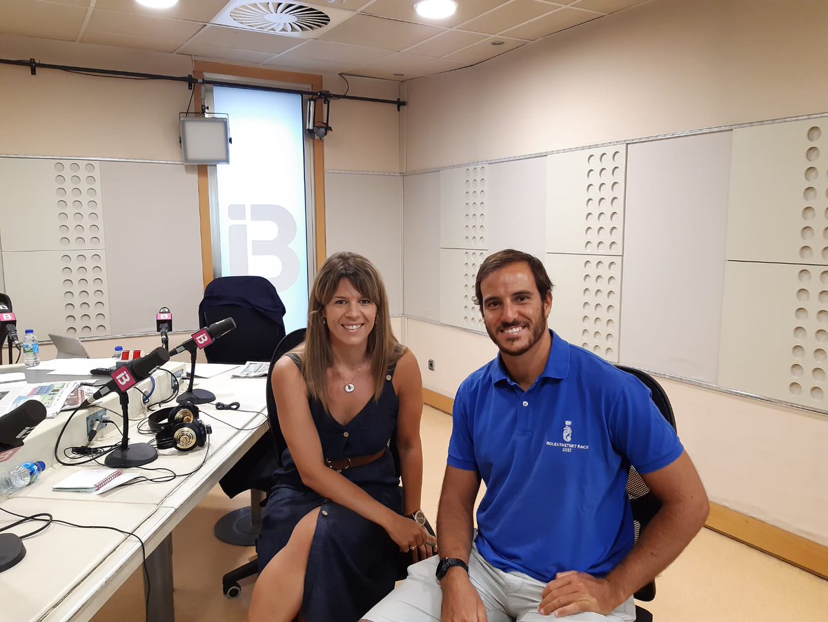 AldiaIB3's tweet photo. Parlem ara d'esports d'estiu amb @CristinaRoig. Avui entrevistem a @UgoFonolla, càmera especialitzat en nàutica. https://t.co/nf1H2iPzoW