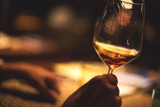 #Pantelleria #Passito Aperitivi al tramonto, tasting esclusivi e tutte le diverse sfumature della cucina pantesca... È il "Pantelleria DOC Festival", dal 5 all'8 settembre. guidasicilia.it/notizia/dal-5-…