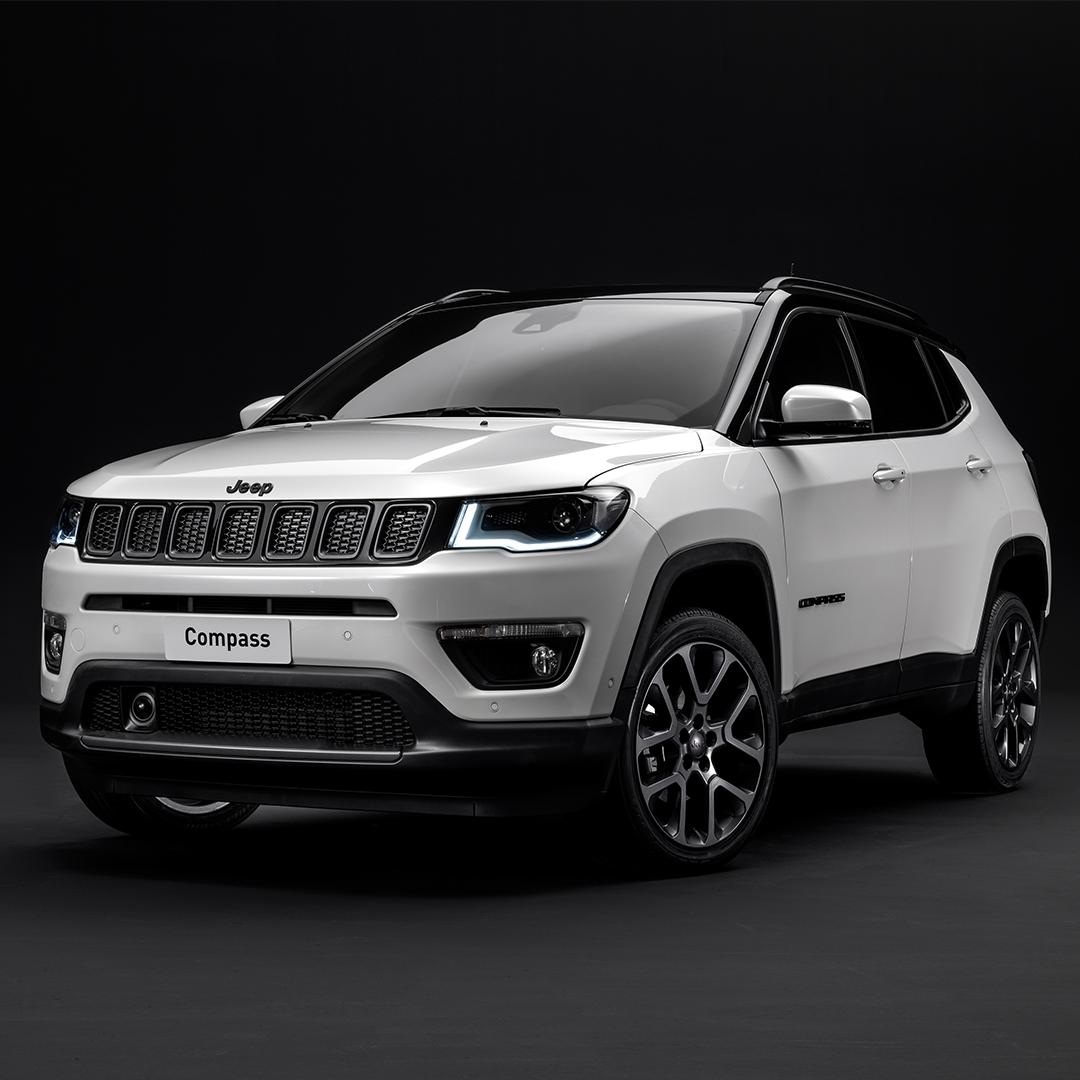Jeep tweet media
