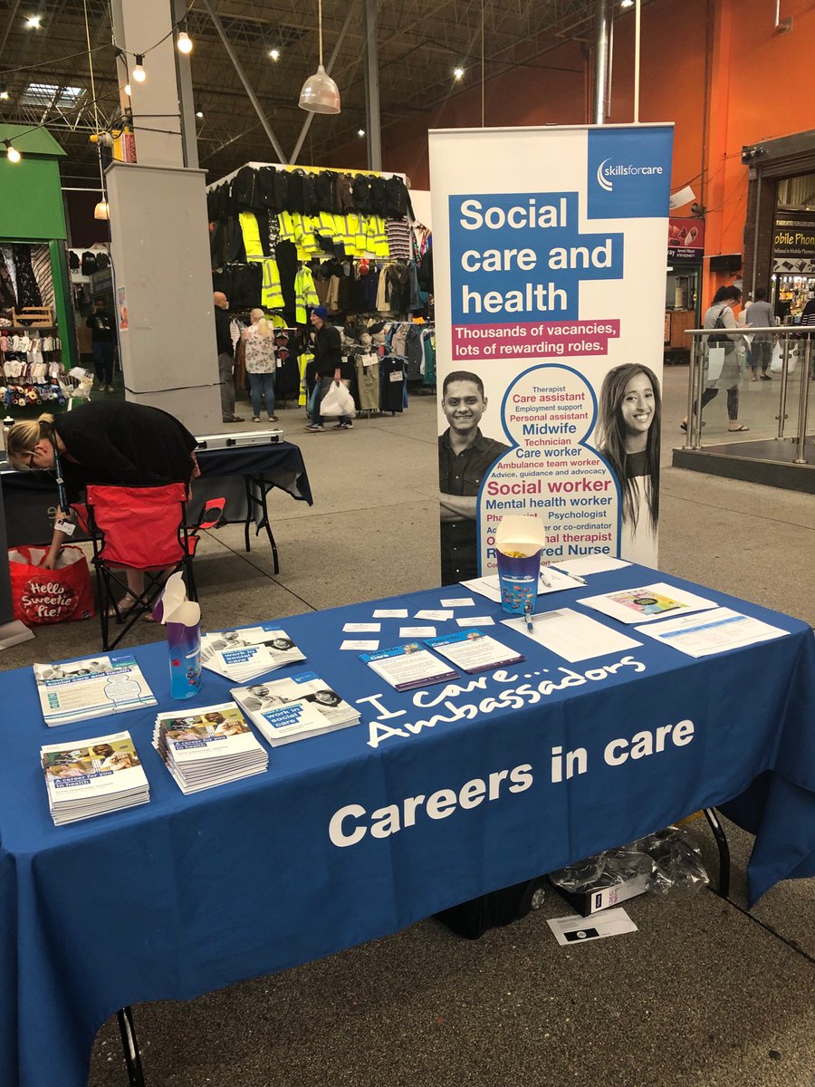LeedsPCWTH's tweet photo. Come find us at @LeedsMarkets for the #leedsnextsteps careers event 11-2!
We’ll be here to help discuss your options for working in primary care https://t.co/CZjgPhsnWN