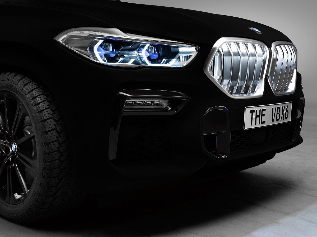 motorionline's tweet photo. #BMW #X6 Vantablack al Salone di Francoforte 2019: più nera di così non si può [FOTO] https://t.co/EhUXpv0UvG #BMWX6 #X6Vantablack #IAA2019 #IAA19 https://t.co/nqN3vyxvde