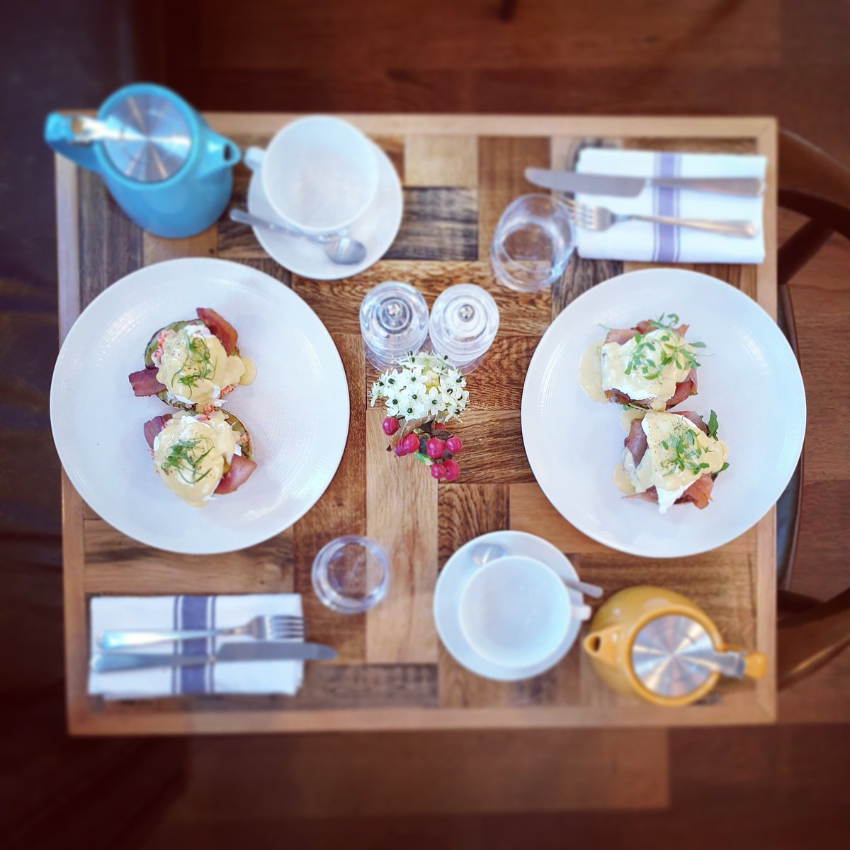 Rise &amp; shine its brunch time. Get started with a classic or a twist. Eggs Royale or crayfish, bacon, avocado benedict. #NEW tea selection from <a href="/teapigs/">teapigs</a>. Join us everyday for brunch from 9am <a href="/LoveBattersea1/">Love Battersea 🇺🇦</a> @batterseaprss <a href="/batterseablog/">Battersea Blogger</a> <a href="/MyClaphamApp/">My Clapham & Battersea</a> #brunch #eggs #goodmorning