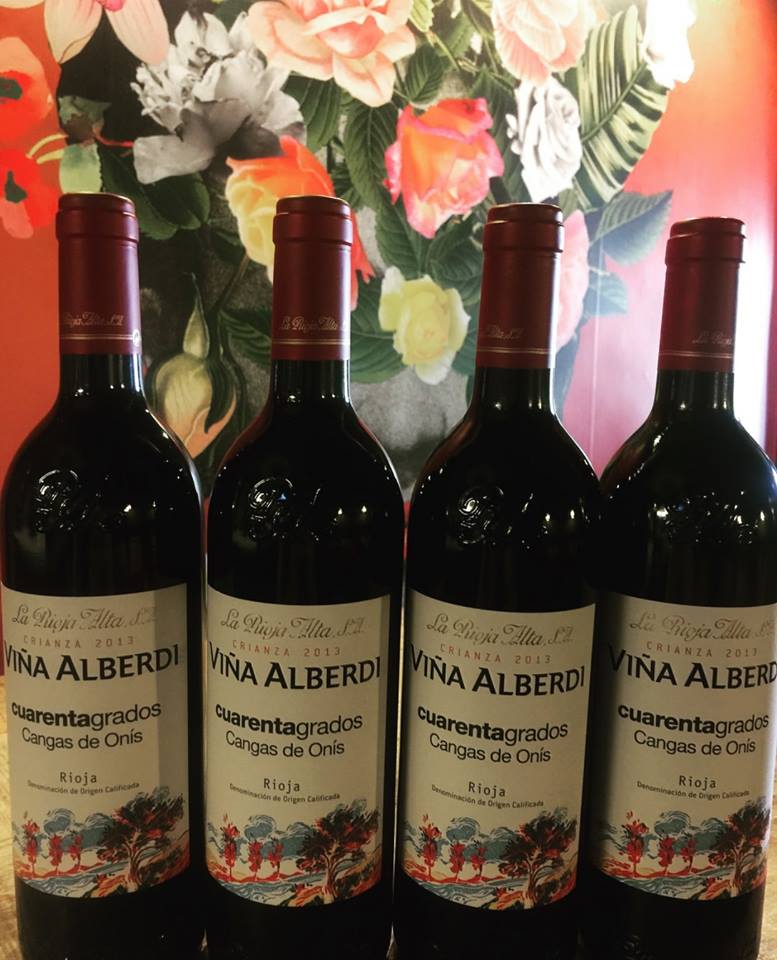 40gradoscoctel's tweet photo. Desde La Bastida y de la bodega La Rioja Alta, un clásico, Viña Alberdi, en formato personalizado en su etiquetado.
#rioja #chateo #wine #cuarentavinos #cuarentagrados https://t.co/5xWVSRrHMG