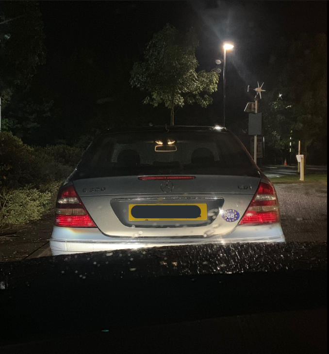 CambsCops's tweet image. Being desperate for a ‘number 2’ is no excuse to let your driving standards go down the pan 💩! This driver was undertaking cars at 110mph on the A1M, Yaxley last night. When officers pulled him over, they discovered he was a professional HGV driver! #shouldknowbetter #noexcuse