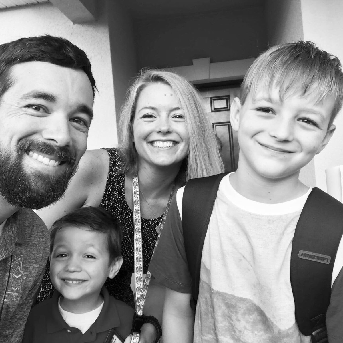 JillJohnsonSTEM's tweet photo. @towngirl772 @mletourneau16 Household of Teachers here🙋‍♀️Teaching third grade with my third grader #firstdayofschool I get sweaty hugs in between specials and recess all the time 😉 Only 5 more years until he’s in Dad’s grade! #clearthelists #support_a_teacher
https://t.co/gUYQbSjoBq https://t.co/YxlN7rgJbp