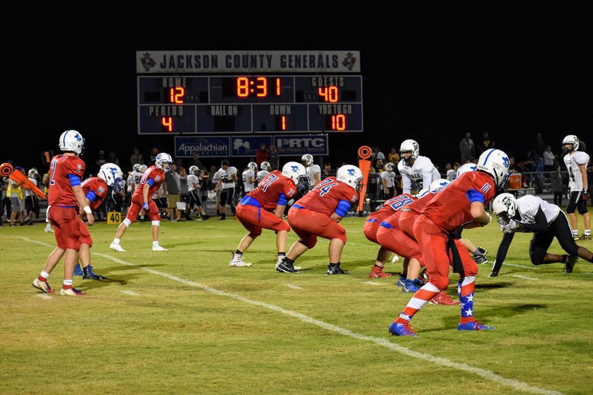 NickBaldwin15's tweet photo. It’s game on the mountain tonight vs Lynn Camp #generalgang #560 #gata #hammeringnails https://t.co/Z6sQy6oybB