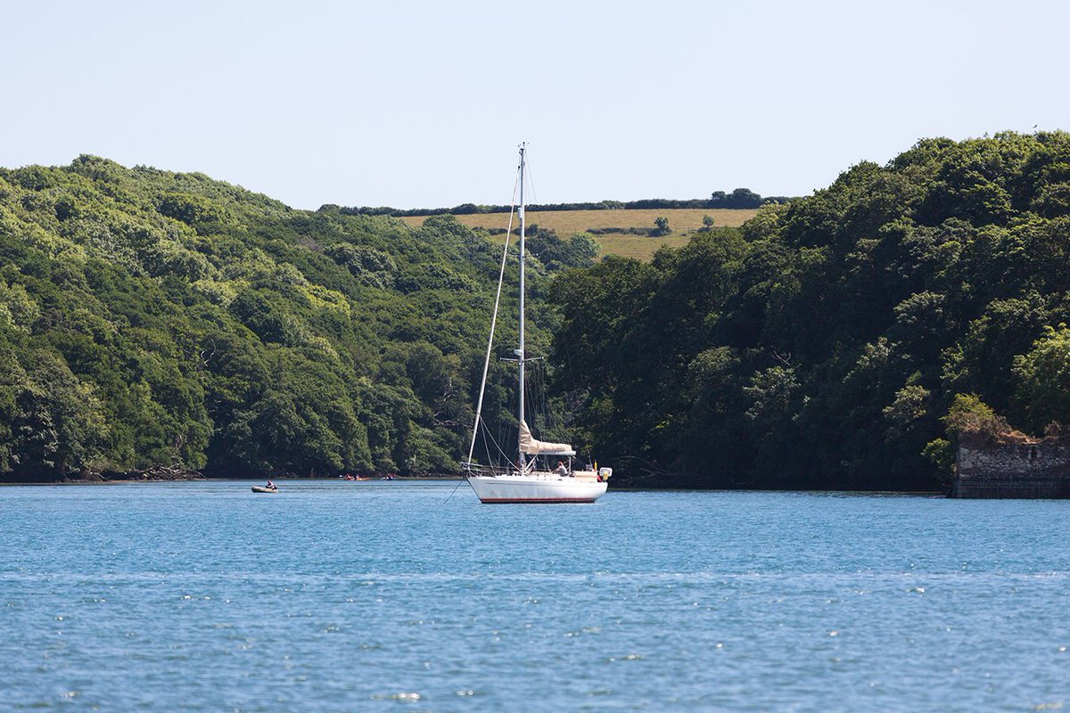 Thinking about an Autumn break in Cornwall? Get out on the water & explore everything the season has to offer - read our latest blog post for some great ideas bit.ly/32bIwVM #charterlife #lovecornwall #Bowman50 #Beneteau #Jeanneau #Dufouryachts