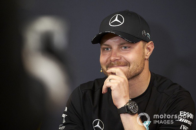 OfficialMsnfr's tweet photo. 🚨Officiel ! Formule 1- Valtteri Bottas confirmé chez Mercedes pour la saison prochaine.
#formula1 #valtteribottas #mercedesamgf1 #motorsport #motorsportsnews https://t.co/SmxBi1ce26