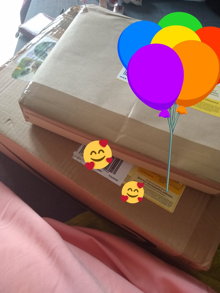 BuechernestBlog's tweet photo. Pakete, Pakete, Pakete 😁
Sogar perfekt passend zum Geburtstag angekommen 😁 https://t.co/a1uzPnCGyF