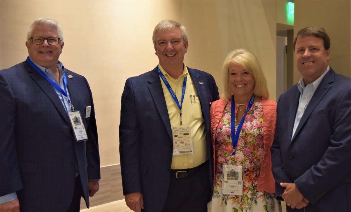 CremationAssoc's tweet photo. Heartfelt thanks to @KYFuneral who demonstrated that true Southern hospitality at #CANA19 Convention in Louisville last month.
Their leaders, staff, and members helped welcome attendees, with generous samples of Kentucky cuisine: mint juleps and chocolate bourbon balls! https://t.co/Oog1uSSJWx