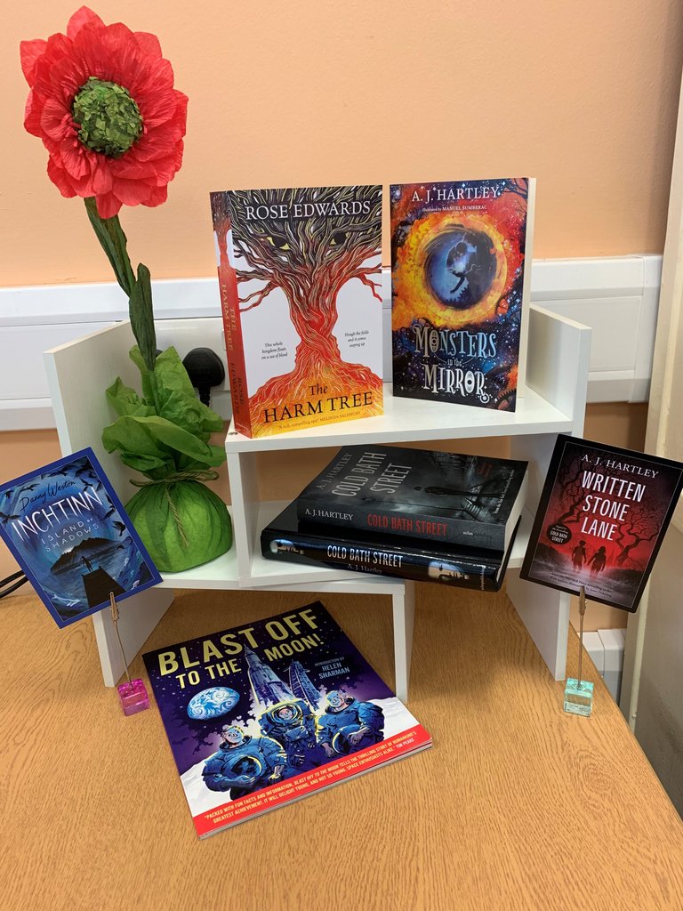 foxandinkbooks's tweet photo. Look how pretty our books are! 😍 And there's lots more coming your way ...
All available to purchase via our online store https://t.co/RHuaNMyGEN
#coldbathstreet #writtenstonelane #inchtinn #theharmtree #monstersinthemirror #blastofftothemoon #yabooks #childrensbooks https://t.co/54oq5XMdMl