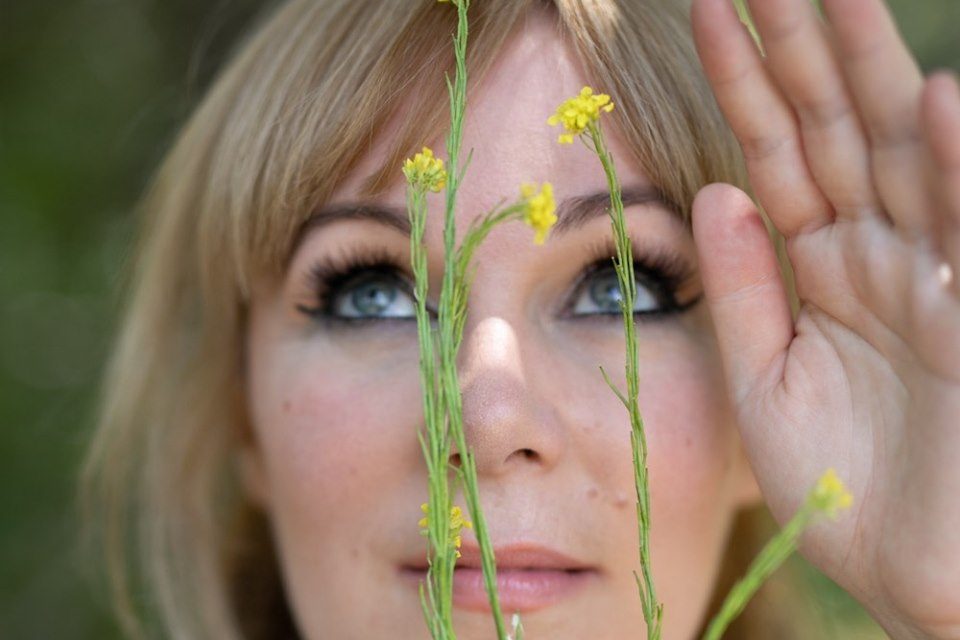 Getintothis's tweet image. GIT'S A WRAP 🗞️ @lewisrids3 with the week's breaking news bit.ly/2ZpG4y3

Featuring:

🗞️ @Isobel_Campbell tour &amp;amp; album
🗞️ @thepeachfuzzuk new gig
🗞️ @WarChildUK #mentalhealth happening
🗞️ @skiddle Awards
🗞️ @BonnaconsOfDoom new EP
🗞️ @ILoveLiveEvents support shout outs