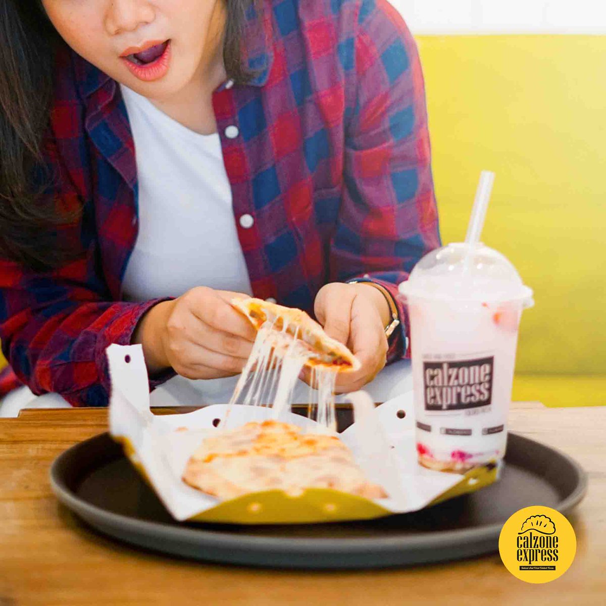 Calzone Express tweet media