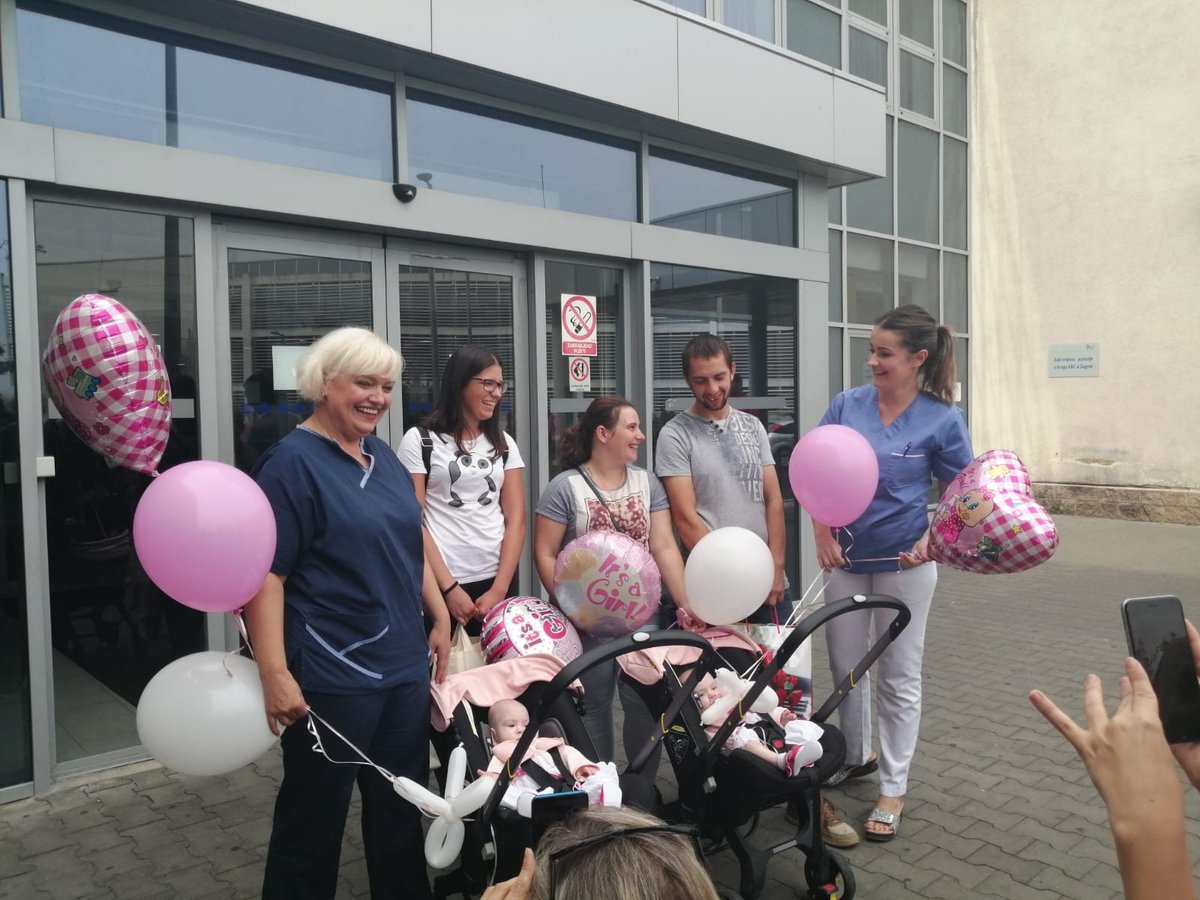 Pobjeda života i medicinske stručnosti.Valentina i Kristina napokon idu kući.Prvi put su vani od 16.1 2019. Nek im je sretan i dug život <a href="/RTLDanas/">RTLDanas</a>