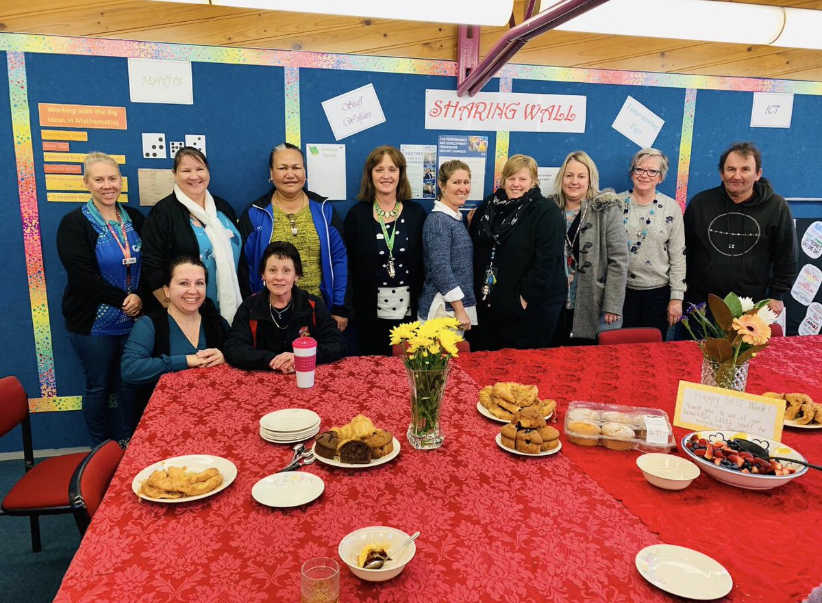 claymore_ps's tweet photo. Today we said thank you to our amazing SASS staff who always go above and beyond. We appreciate everything each one of you do and feel very lucky to have such a wonderful SASS team at Claymore. SASS staff are the heart and soul of our school ❤️💕❤️💕 #SASSappreciationweek https://t.co/jRQPITiSHg