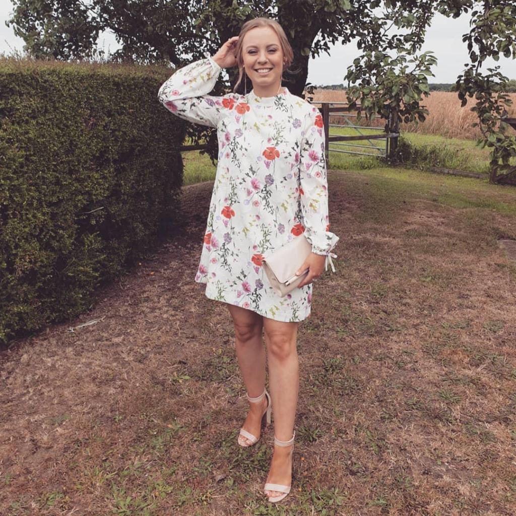 ted_baker's tweet photo. It's your last chance to win Β£200 to spend at Ted! Post your TedToToe look on Instagram, metion @ted_baker in the caption and use #TedsThreads for your chance to win.
*T&Cs apply. https://t.co/CZMIOVQ9OC
