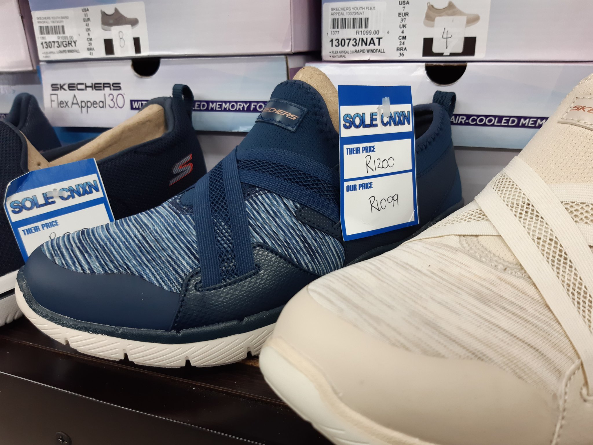 Skechers access park sale