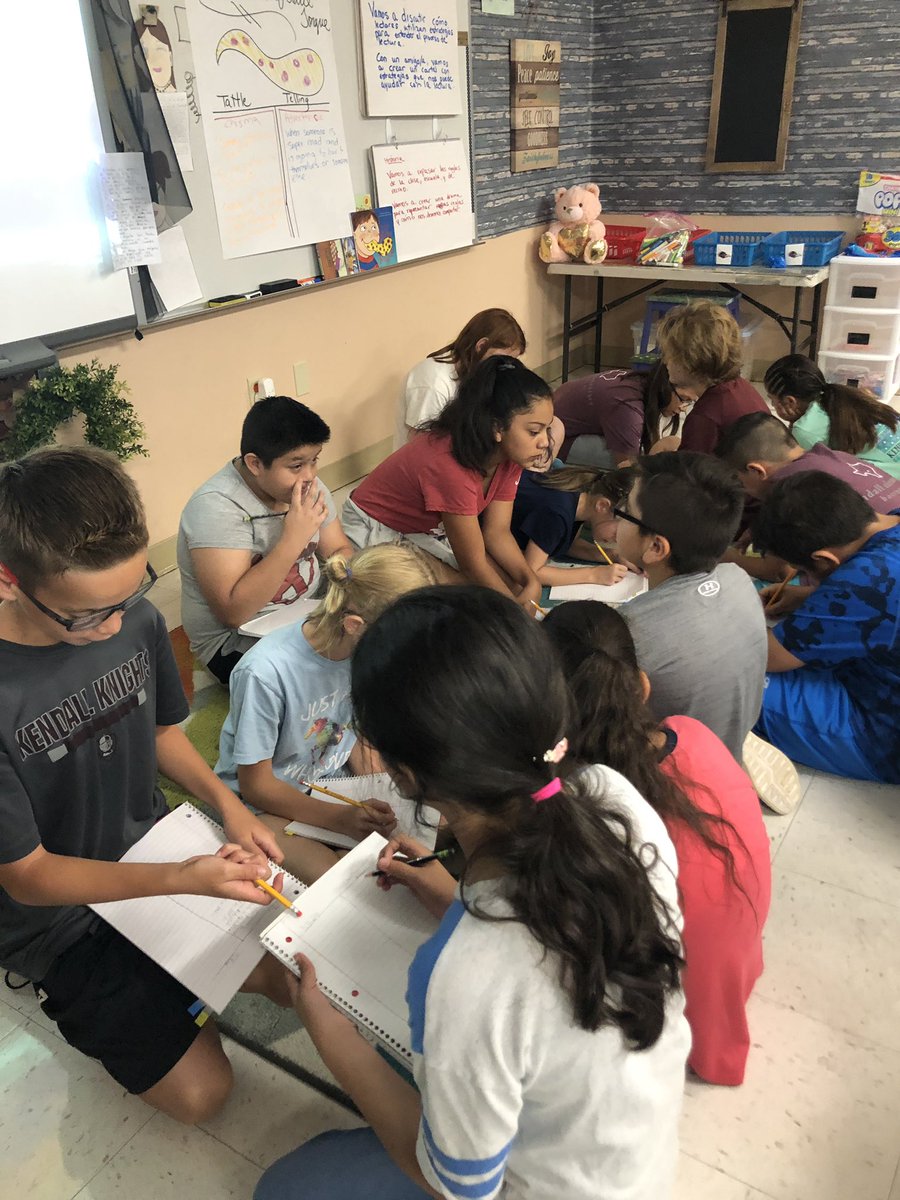 jkeefedual's tweet photo. Morning meetings have been very successful in dual 5th grade! It’s all about developing friendships  💗💗#duallanguage #reading #5thgrade @KendallElem @BoerneISD https://t.co/sM6fmOhlPG
