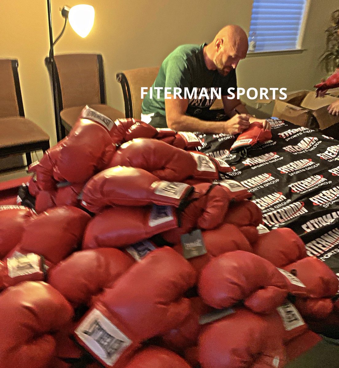 FitermanSports's tweet photo. 🥊While you sleep; we work! We had a blast with the Champ Tyson Fury! This guy &amp; his crew were awesome! Thanks for making time for us during your last few days training camp! #FitermanSports #WeRepTheBest #TysonFury #GypsyKing https://t.co/HxFoIAXNwZ