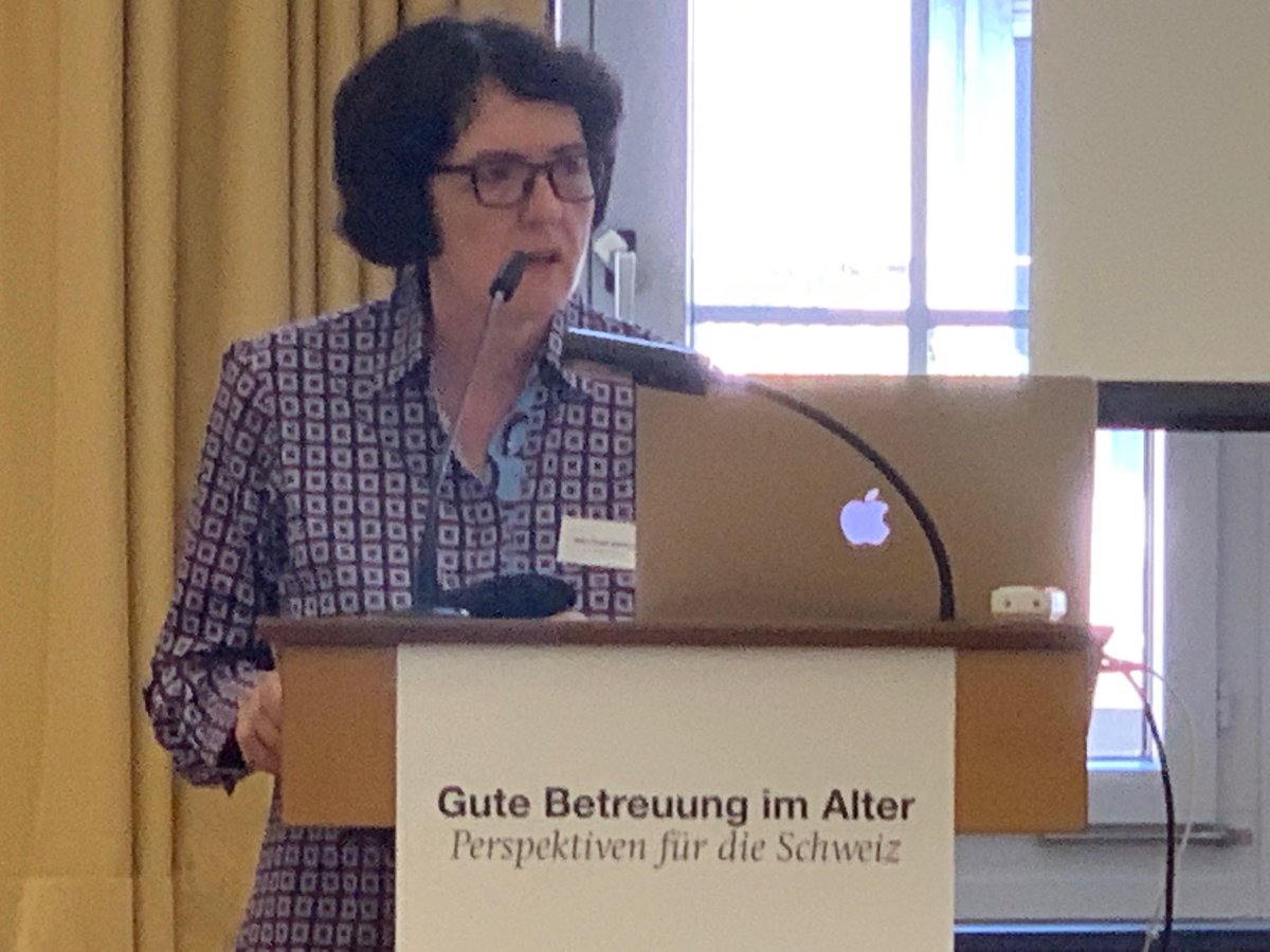 Pro Aidants Maja Nagel Dettling Von Der Paul Schiller Stiftung Eroffnet Das 2 Forum Gute Betreuung Im Alter Wo Steht Die Politische Debatte Alterspolitik T Co Katnii0whk
